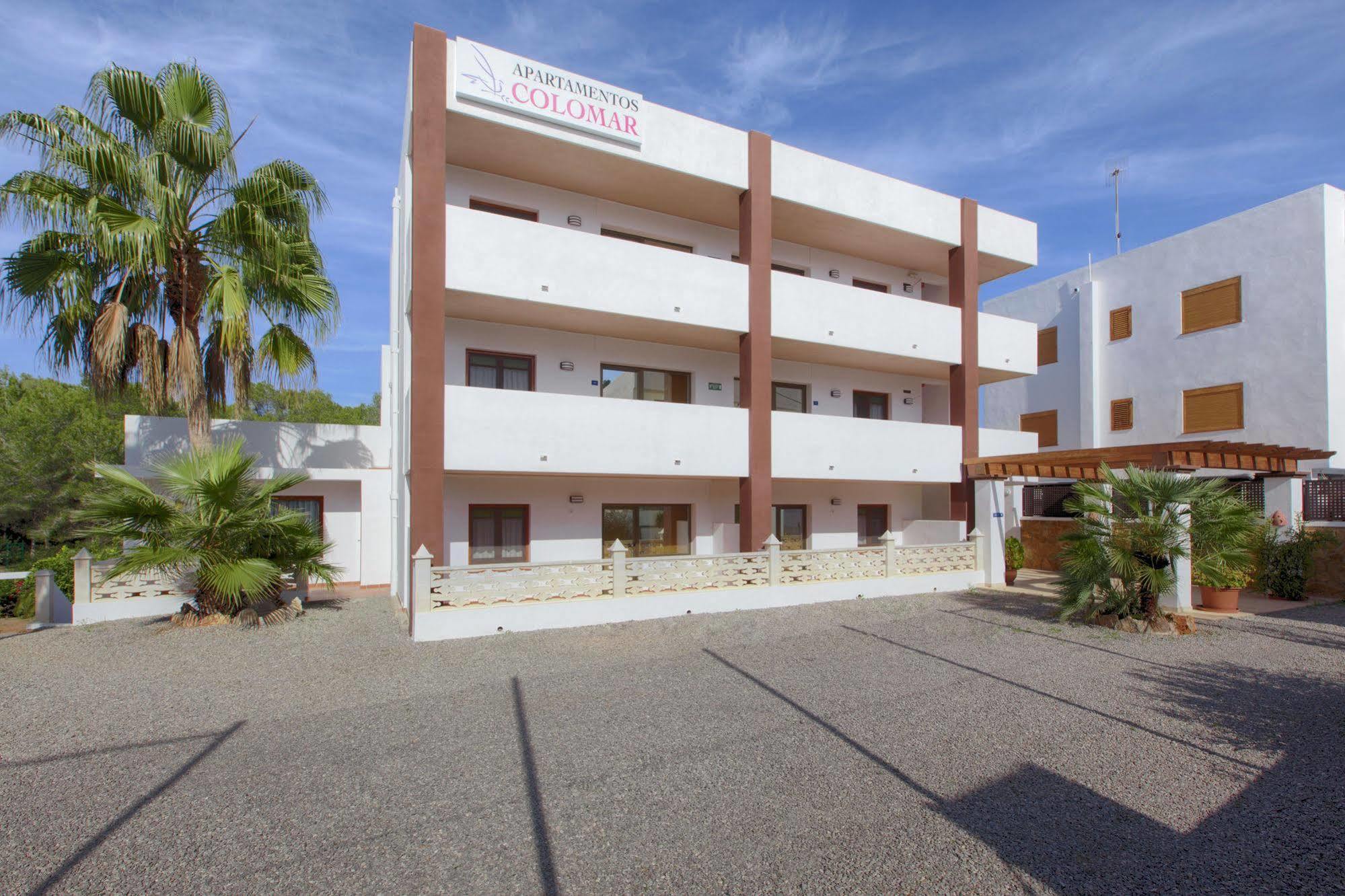 סנטה אאולריה דס ריו Apartamentos Colomar מראה חיצוני תמונה